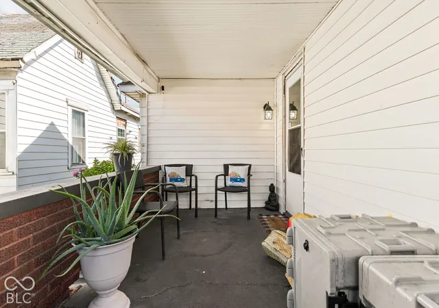 Photo 2 of Single family home for sale at 1721 S East St, Indianapolis, IN 46225 | MLS# 22130821 | Listing updated on 2026-10-12
