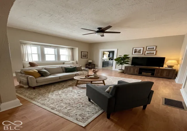 Photo 3 of Single family home for sale at 1721 S East St, Indianapolis, IN 46225 | MLS# 22130821 | Listing updated on 2026-10-12