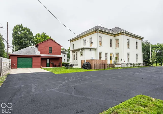 Photo 2 of Single family home for sale at 602 S 7th Street, Terre Haute, IN 47807 | MLS# 22130832 | Listing updated on 2026-10-13