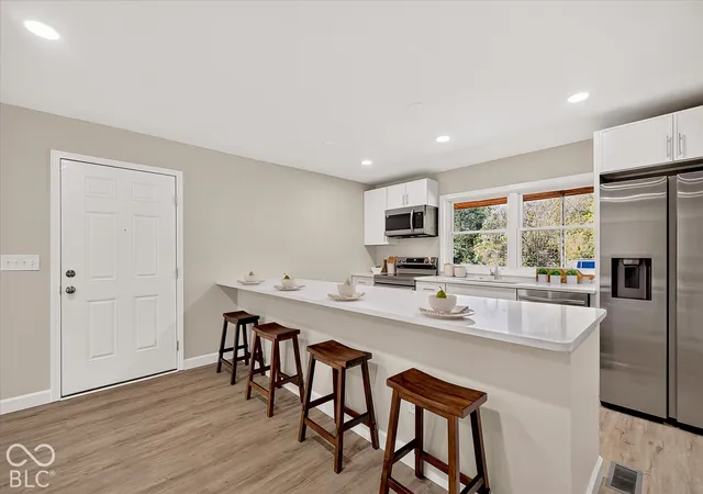 Photo 2 of Sale Pending at 547 Dorman St, Indianapolis, IN 46202 | MLS# 22130839 | Listing updated on 2026-10-22