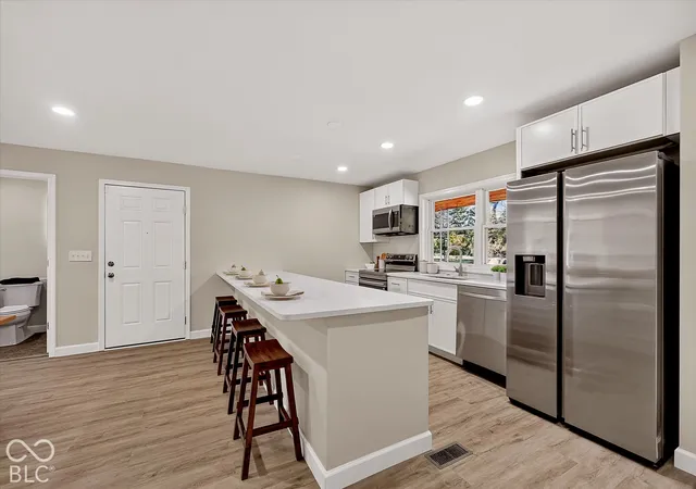 Photo 3 of Sale Pending at 547 Dorman St, Indianapolis, IN 46202 | MLS# 22130839 | Listing updated on 2026-10-22
