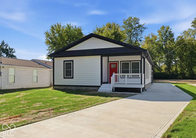 Photo 1 of Single family home for sale at 1622 Beulah, Indianapolis, IN 46241 | MLS# 22130864 | Listing updated on 2026-10-21
