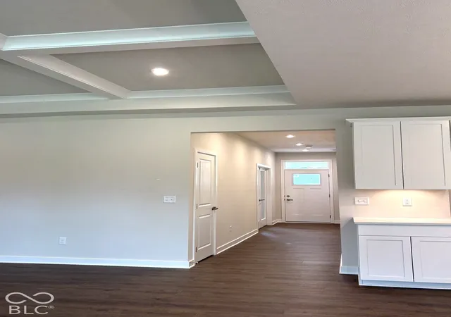 Photo 3 of Single family home for sale at 7594 Woodglenn Dr, Avon, IN 46123 | MLS# 22130873 | Listing updated on 2026-10-10