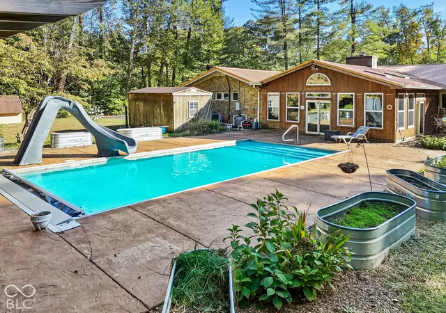 Photo 1 of Single family home for sale at 2500 S Edgewood Cvs, Martinsville, IN 46151 | MLS# 22130875 | Listing updated on 2026-10-20