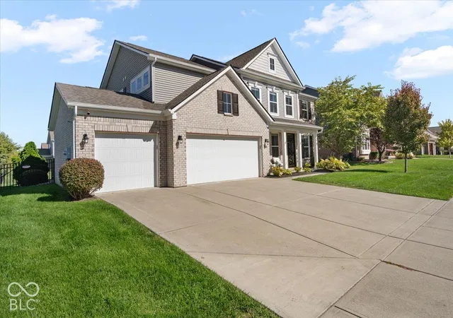 Photo 1 of Single family home for sale at 5570 W Stream Dr, Mc Cordsville, IN 46055 | MLS# 22130878 | Listing updated on 2026-10-10