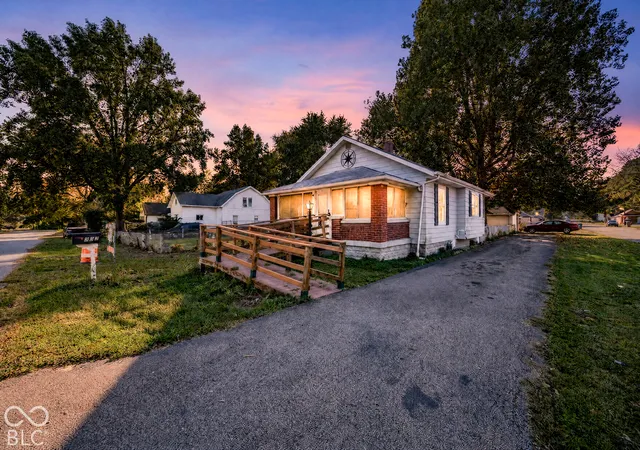 Photo 1 of Single family home for sale at 802 S Rybolt Ave, Indianapolis, IN 46241 | MLS# 22130879 | Listing updated on 2026-10-10
