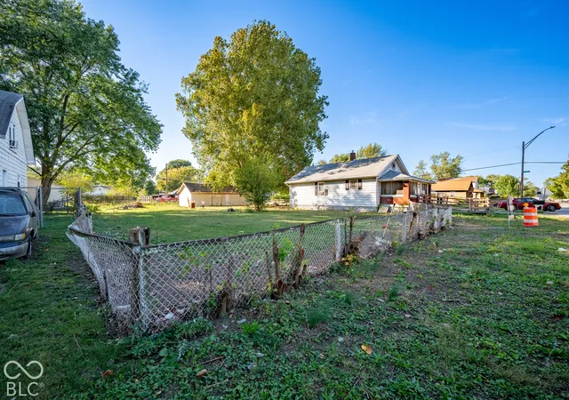 Photo 3 of Single family home for sale at 802 S Rybolt Ave, Indianapolis, IN 46241 | MLS# 22130879 | Listing updated on 2026-10-10