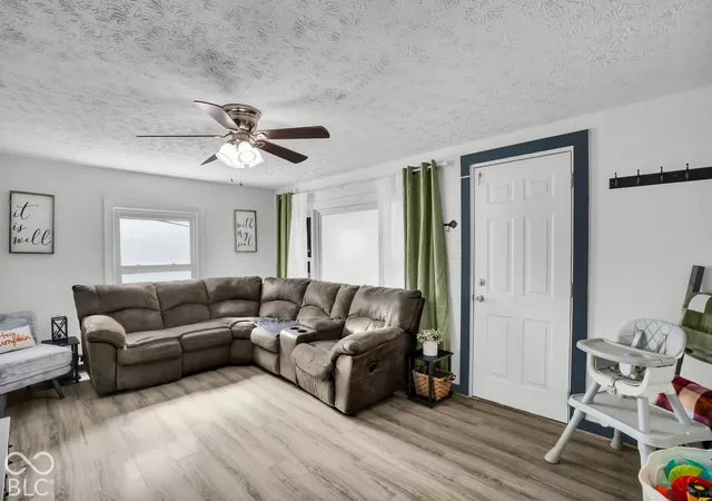 Photo 2 of Single family home for sale at 4010 N State Hwy 7, North Vernon, IN 47265 | MLS# 22130901 | Listing updated on 2026-10-12