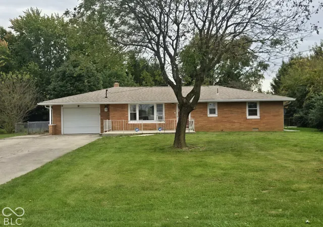 Photo 1 of Single family home for sale at 6720 S County Rd 800 W, Daleville, IN 47334 | MLS# 22130913 | Listing updated on 2026-10-11