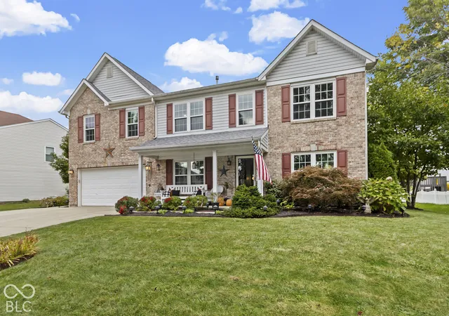 Photo 1 of Single family home for sale at 10836 Standish Pl, Noblesville, IN 46060 | MLS# 22130917 | Listing updated on 2026-10-14