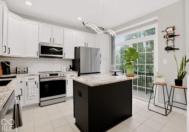 Photo 2 of Condo for sale at 11928 Riley Dr #2, Zionsville, IN 46077 | MLS# 22130919 | Listing updated on 2026-10-22