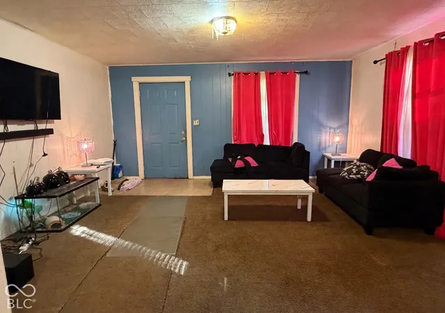 Photo 2 of Single family home for sale at 1043 W 36th Street, Indianapolis, IN 46208 | MLS# 22130947 | Listing updated on 2026-10-11
