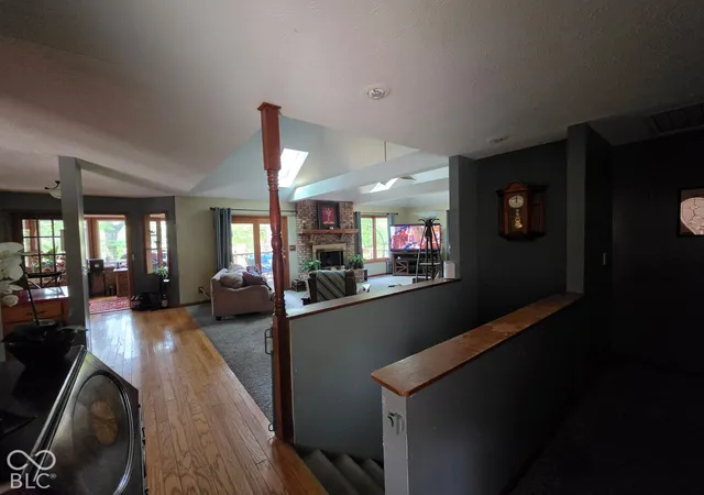 Photo 4 of Single family home for sale at 2877 Fox Lake Dr, Martinsville, IN 46151 | MLS# 22130948 | Listing updated on 2026-10-21