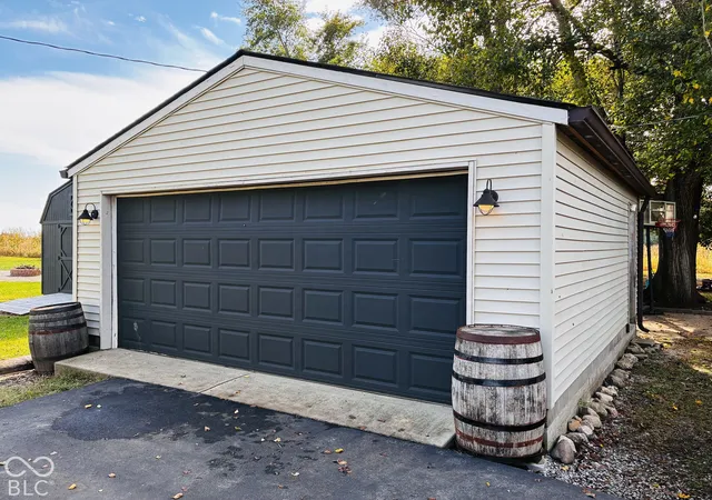 Photo 2 of Sale Pending at 6553 W Boggstown Rd, Boggstown, IN 46110 | MLS# 22130951 | Listing updated on 2026-10-15