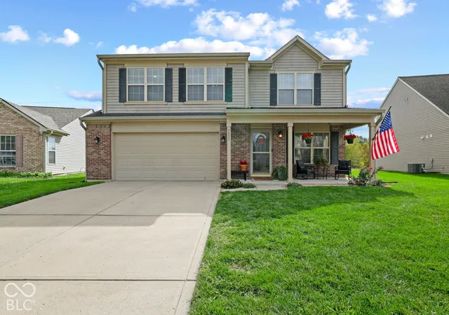 Photo 3 of Single family home for sale at 7829 Sergi Cyn Dr, Indianapolis, IN 46217 | MLS# 22130955 | Listing updated on 2026-10-21