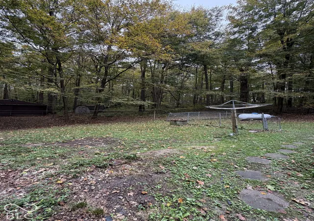 Photo 3 of Sale Pending at 25232 Underpass, Batesville, IN 47006 | MLS# 22130977 | Listing updated on 2026-10-19
