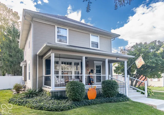 Photo 2 of Sale Pending at 425 W North, Greenfield, IN 46140 | MLS# 22130985 | Listing updated on 2026-10-15