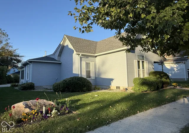 Photo 2 of Single family home for sale at 808 W North St, Lebanon, IN 46052 | MLS# 22130988 | Listing updated on 2026-10-27