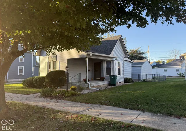 Photo 3 of Single family home for sale at 808 W North St, Lebanon, IN 46052 | MLS# 22130988 | Listing updated on 2026-10-27
