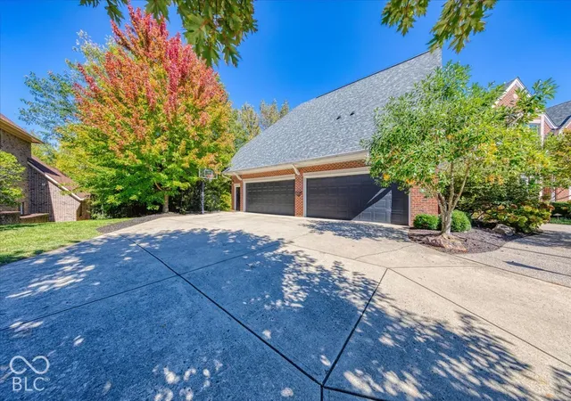 Photo 3 of Mansion for sale at 13855 Coldwater Dr, Carmel, IN 46032 | MLS# 22131004 | Listing updated on 2026-10-22