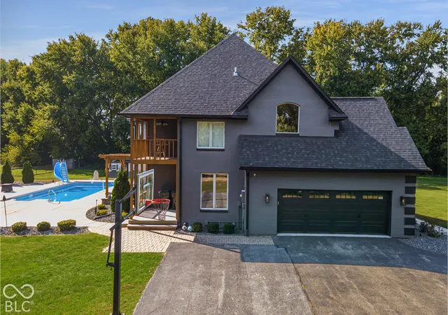 Photo 3 of Single family home for sale at 1307 E 125 South, Franklin, IN 46131 | MLS# 22131008 | Listing updated on 2026-10-17