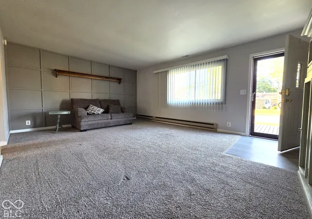 Photo 3 of Single family home for sale at 1221 Elk Ln, Elwood, IN 46036 | MLS# 22131015 | Listing updated on 2026-10-15
