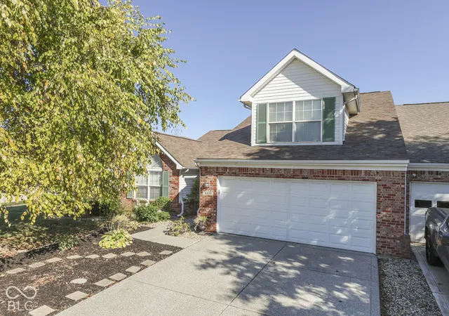 Photo 3 of Single family home for sale at 6037 Riva Ridge Dr, Indianapolis, IN 46237 | MLS# 22131016 | Listing updated on 2026-10-22