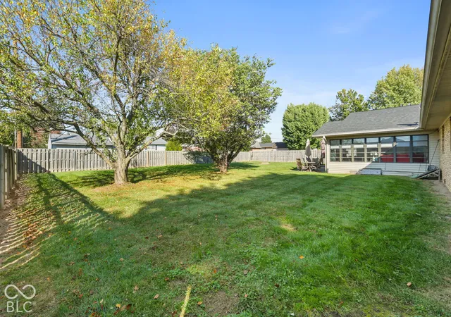 Photo 4 of Sale Pending at 1710 John R Wooden Dr, Martinsville, IN 46151 | MLS# 22131020 | Listing updated on 2026-10-27