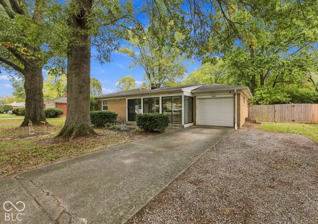 Photo 1 of Single family home for sale at 6035 Woodside Dr, Indianapolis, IN 46228 | MLS# 22131028 | Listing updated on 2026-10-29