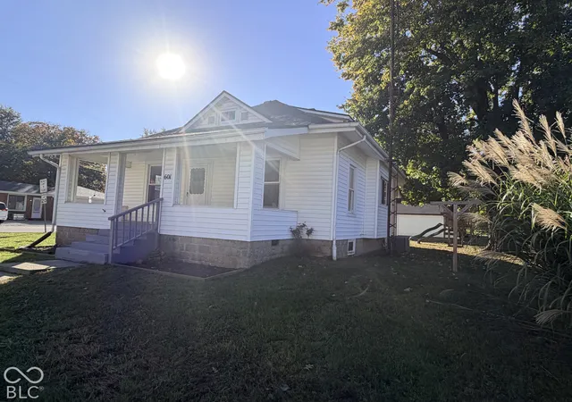Photo 1 of Single family home for sale at 601 W Washington St, Waynetown, IN 47990 | MLS# 22131067 | Listing updated on 2026-10-23