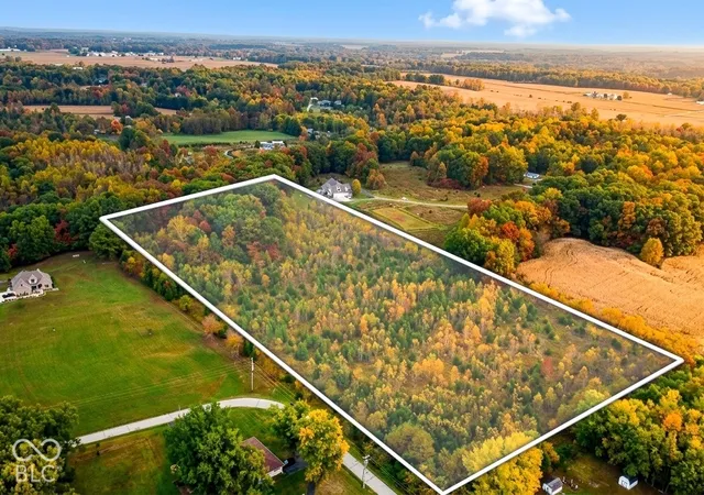 Photo 1 of Sale Pending at 450 South, Columbus, IN 47201 | MLS# 22131089 | Listing updated on 2026-10-22