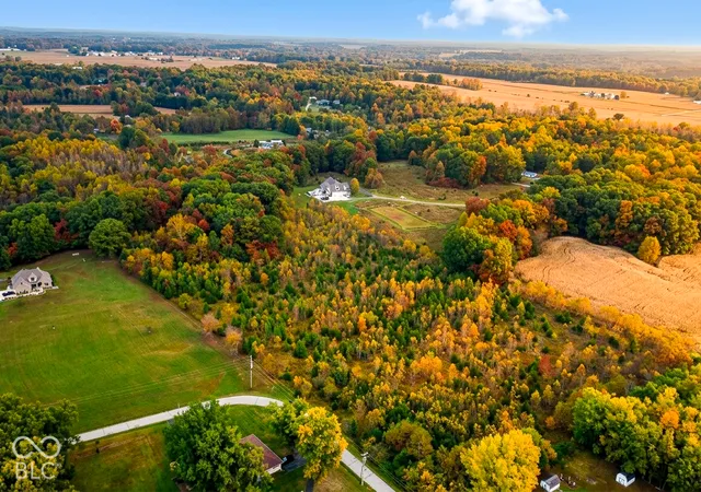 Photo 1 of Sale Pending at 450 South, Columbus, IN 47201 | MLS# 22131089 | Listing updated on 2026-10-22