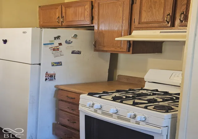 Photo 3 of Single family home for sale at 1926 N Harding St, Indianapolis, IN 46202 | MLS# 22131091 | Listing updated on 2026-10-13
