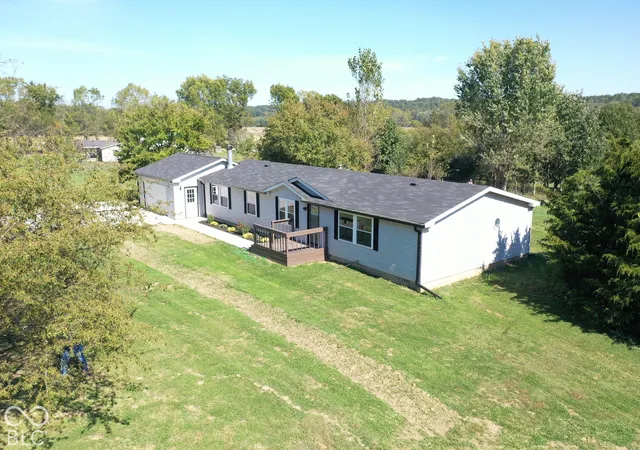 Photo 3 of Single family home for sale at 5267 S Coxville Rd, Montezuma, IN 47862 | MLS# 22131093 | Listing updated on 2026-10-14