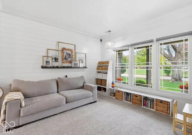 Photo 3 of Sale Pending at 4826 Ashbrook Dr, Noblesville, IN 46062 | MLS# 22131094 | Listing updated on 2026-10-16