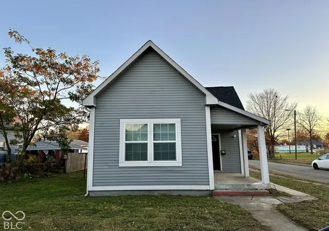 Photo 1 of Single family home for sale at 41 E Regent St, Indianapolis, IN 46225 | MLS# 22131105 | Listing updated on 2026-10-14