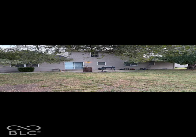 Photo 2 of Single family home for sale at 2326 Ralston Ave, Indianapolis, IN 46218 | MLS# 22131116 | Listing updated on 2026-10-17