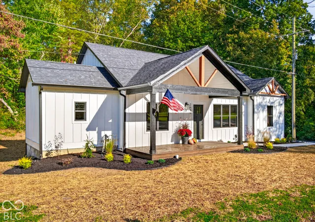 Photo 1 of Single family home for sale at 2640 E Morgan St, Martinsville, IN 46151 | MLS# 22131124 | Listing updated on 2026-10-26