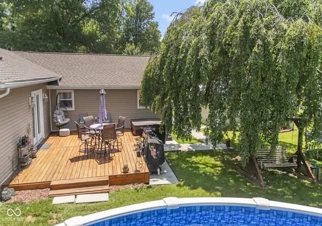 Photo 3 of Single family home for sale at 3650 W Little York Rd, Scottsburg, IN 47170 | MLS# 22131133 | Listing updated on 2026-10-13