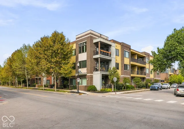 Condo for sale at 622 E 10th Street #206, Indianapolis, IN 46202 | MLS# 22131140