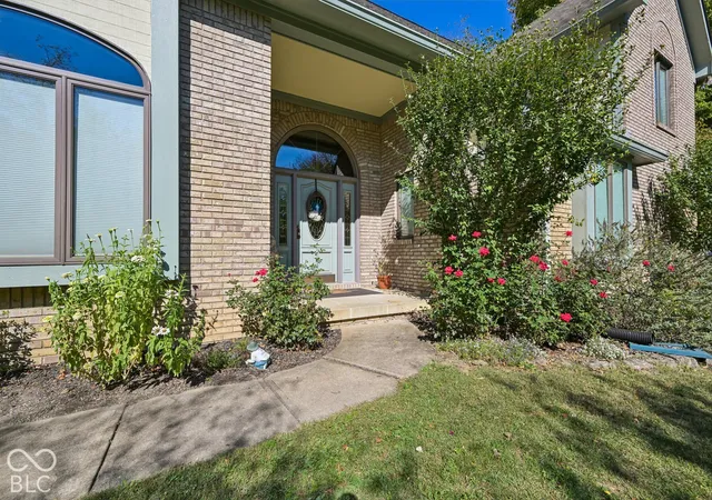 Photo 3 of Sale Pending at 10528 Traders Pass, Brownsburg, IN 46112 | MLS# 22131142 | Listing updated on 2026-10-26