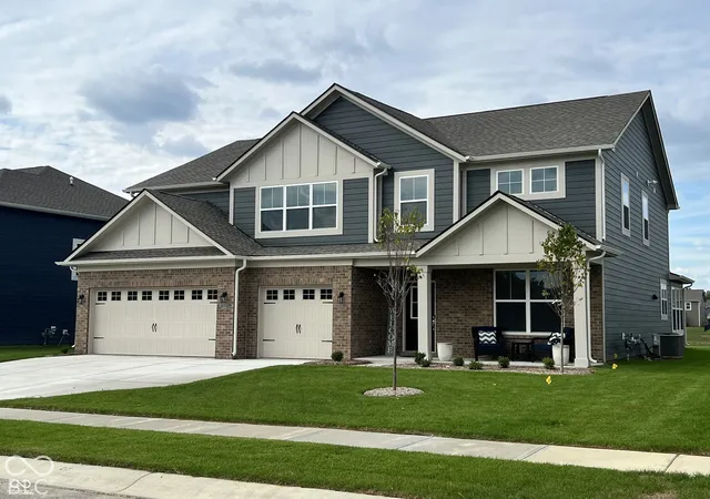 Photo 2 of Single family home for sale at 5442 W Turnbuckle Pl, Mc Cordsville, IN 46055 | MLS# 22131147 | Listing updated on 2026-10-21