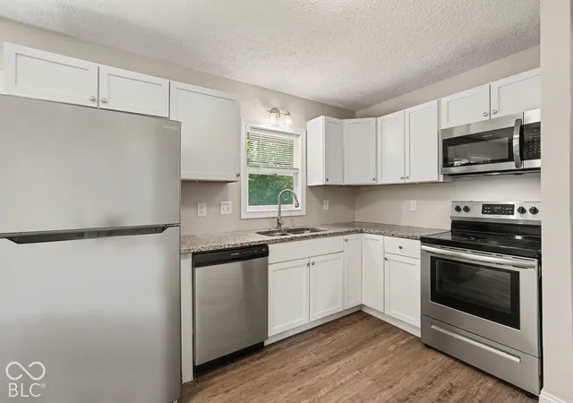 Photo 3 of Sale Pending at 5505 Furnas Ct, Indianapolis, IN 46221 | MLS# 22131151 | Listing updated on 2026-10-23