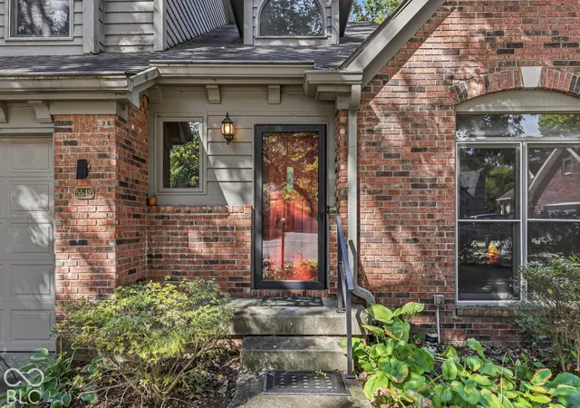 Photo 3 of Sale Pending at 5542 Painted Maple Ct, Indianapolis, IN 46254 | MLS# 22131152 | Listing updated on 2026-10-28