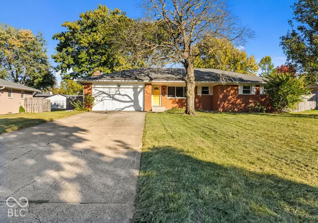 Photo 1 of Single family home for sale at 5411 N Kenmore Rd, Indianapolis, IN 46226 | MLS# 22131156 | Listing updated on 2026-10-21