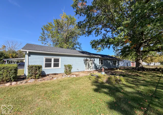 Photo 1 of Single family home for sale at 7402 Oak Ave, Indianapolis, IN 46219 | MLS# 22131163 | Listing updated on 2026-10-13