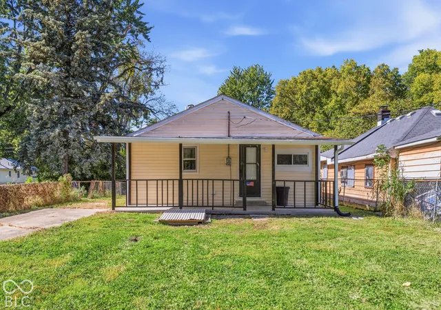 Photo 3 of Single family home for sale at 3317 S Lyons Ave, Indianapolis, IN 46221 | MLS# 22131171 | Listing updated on 2026-10-13