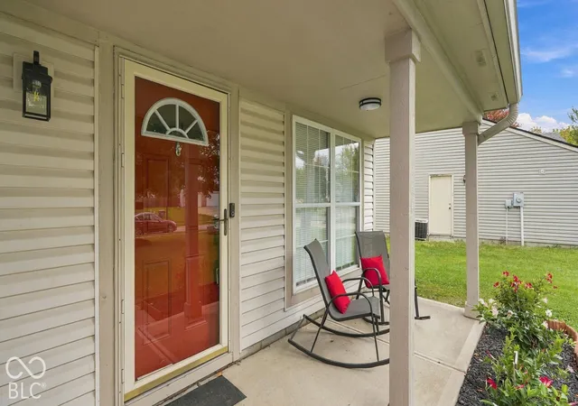 Photo 2 of Single family home for sale at 6307 Boulder Dr, Anderson, IN 46013 | MLS# 22131176 | Listing updated on 2026-10-15