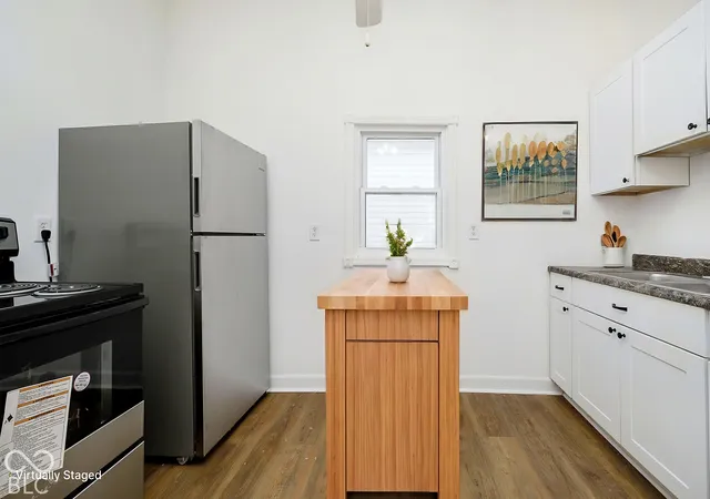 Photo 3 of Single family home for sale at 257 S Keystone Ave, Indianapolis, IN 46201 | MLS# 22131177 | Listing updated on 2026-10-17