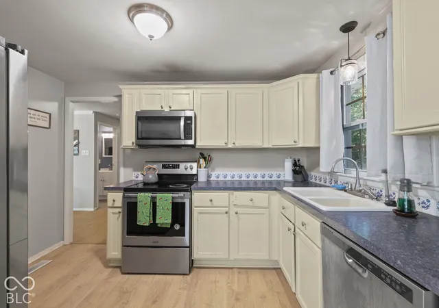 Photo 3 of Sale Pending at 1652 W 74th Place, Indianapolis, IN 46260 | MLS# 22131186 | Listing updated on 2026-10-24